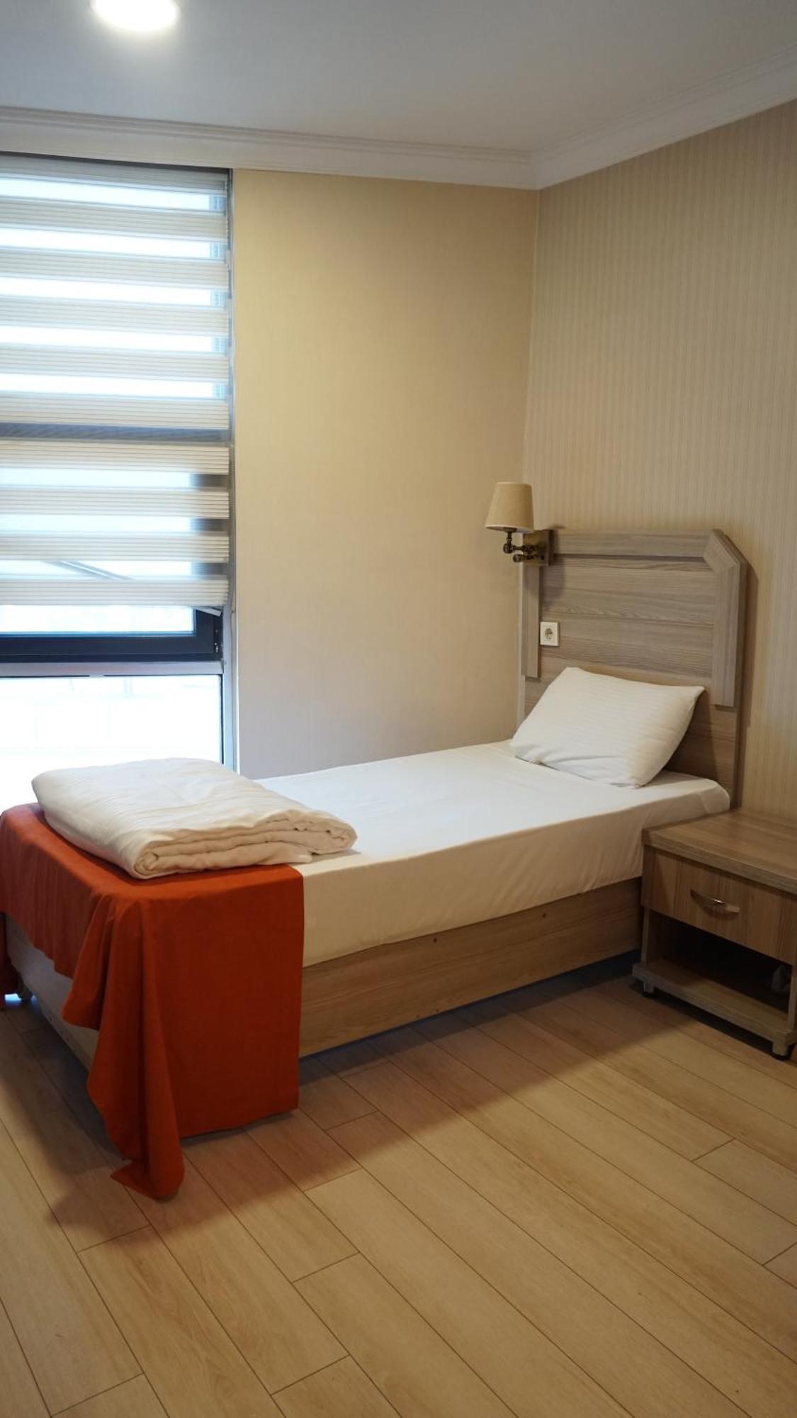 איסטמבול World Point Hotel Besyol מראה חיצוני תמונה